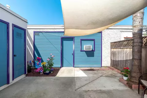 9445 Carlton Oaks Dr #D, Santee, CA 92071 photo 3
