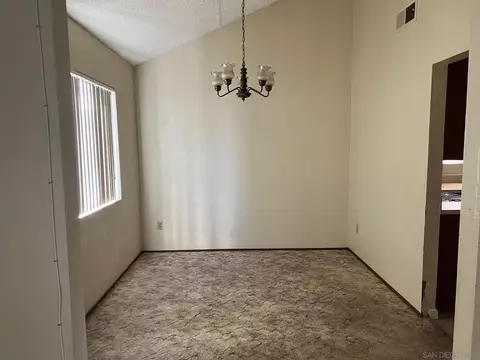 184 Lakeview Ave, Spring Valley, CA 91977 photo 4