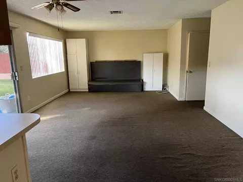 184 Lakeview Ave, Spring Valley, CA 91977 photo 8