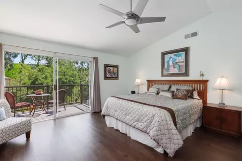Bedroom - 1769 Willowhaven Rd, Encinitas, CA 92024 photo 1 of 4