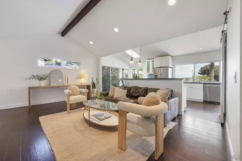 13557 Mango Dr, Del Mar, CA 92014 photo 3
