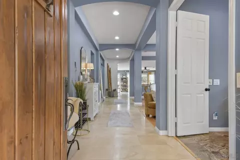Entry Way - 1622 Coolsprings Ct, Chula Vista, CA 91913 photo 3 of 4