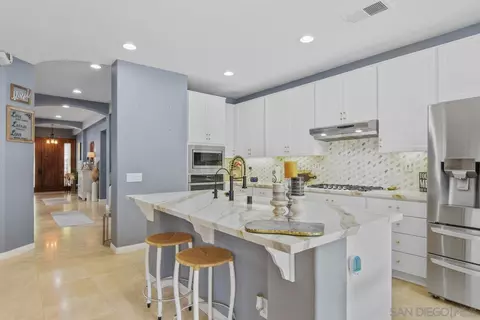 Kitchen - 1622 Coolsprings Ct, Chula Vista, CA 91913 photo 2 of 5