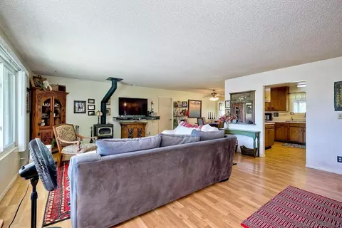 1727 Elm St, Ramona, CA 92065 photo 2