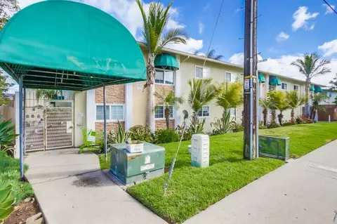 2219 Burroughs St #17, San Diego, CA 92111