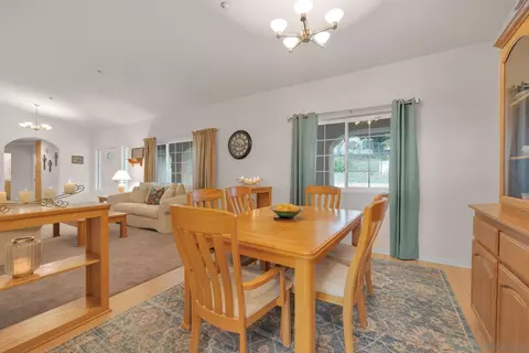 2320 E Mission Rd, Fallbrook, CA 92028 photo 15