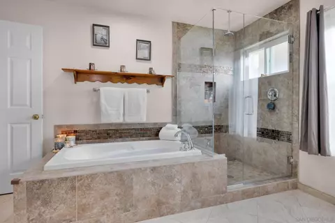 2320 E Mission Rd, Fallbrook, CA 92028 photo 5