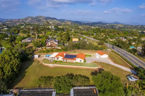 2320 E Mission Rd, Fallbrook, CA 92028 photo 39
