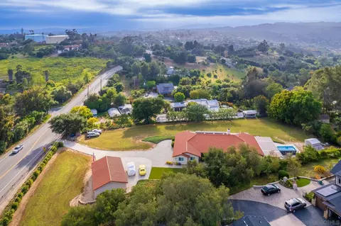 2320 E Mission Rd, Fallbrook, CA 92028 photo 43