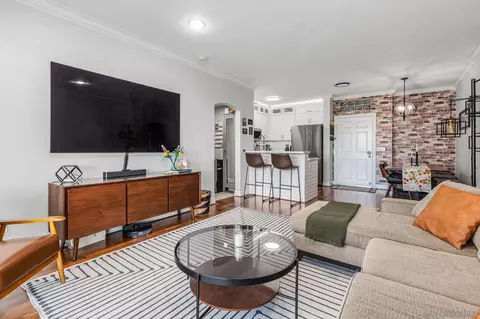 550 Park Blvd #2504, San Diego, CA 92101
