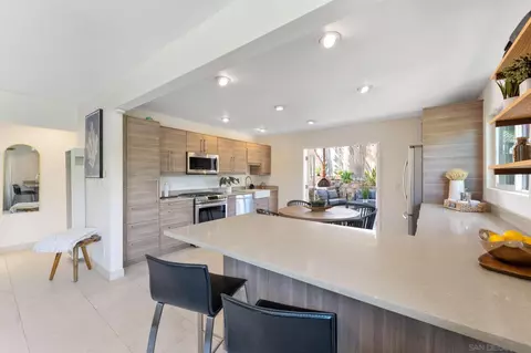 315 Clark St, Solana Beach, CA 92075 photo 9
