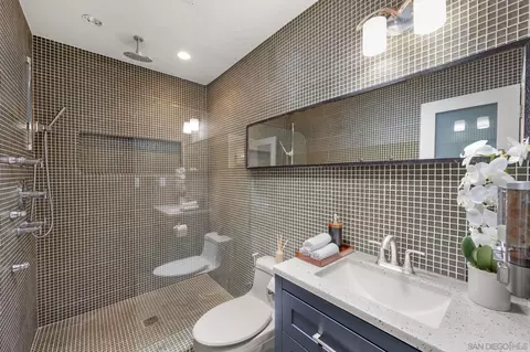 315 Clark St, Solana Beach, CA 92075 photo 17