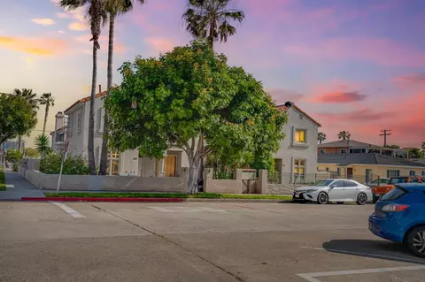 889 Felspar St, San Diego, CA 92109