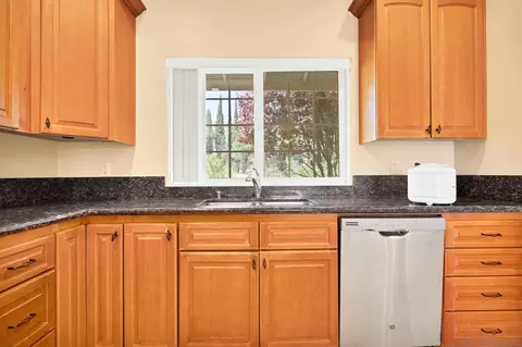 1736 Olive St, Ramona, CA 92065 photo 4