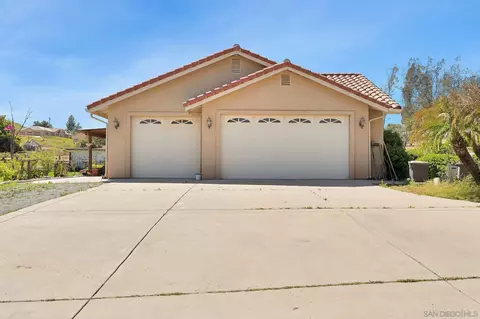 1736 Olive St, Ramona, CA 92065