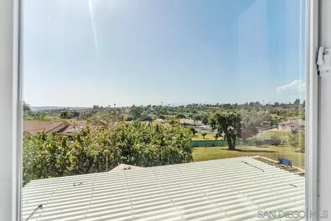 1990 Quiet Ranch Rd, Fallbrook, CA 92028 photo 30