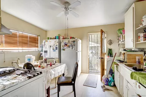 Kitchen - 10260 Cook Ave, Riverside, CA 92503 photo 1 of 4