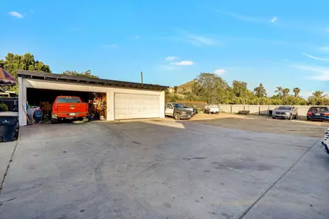 Exterior - 10260 Cook Ave, Riverside, CA 92503 photo 6 of 9