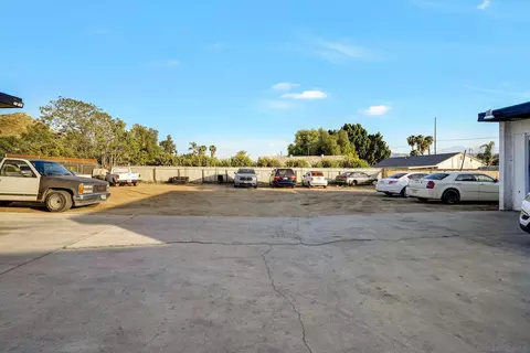 Exterior - 10260 Cook Ave, Riverside, CA 92503 photo 5 of 9