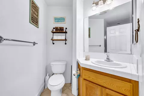 Bath - 12948 Wildcat Canyon Rd, Lakeside, CA 92040 photo 1 of 5