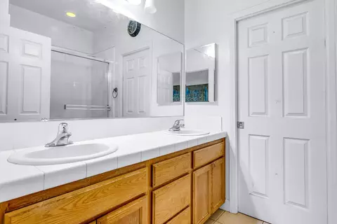 Bath - 12948 Wildcat Canyon Rd, Lakeside, CA 92040 photo 5 of 5