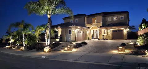1049 Village Dr, Oceanside, CA 92057