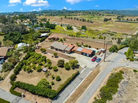 31478 Valley Center Rd, Valley Center, CA 92082