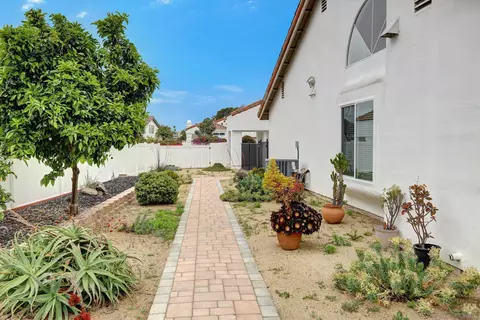 5093 Corinthia Way, Oceanside, CA 92056 photo 24