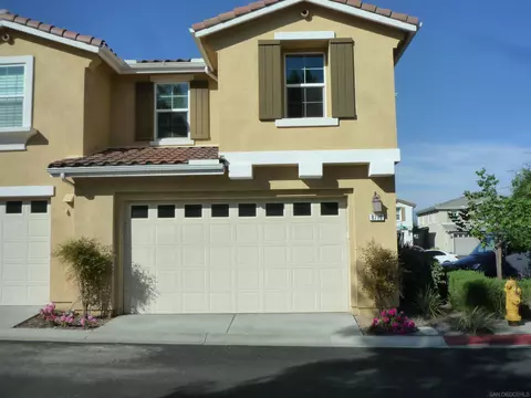 8710 Silver Moon Dr, Lakeside, CA 92040