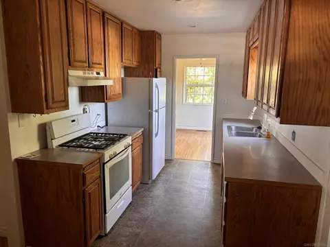 Kitchen - 1581 Drexel Dr, Lemon Grove, CA 91945 photo 2 of 2
