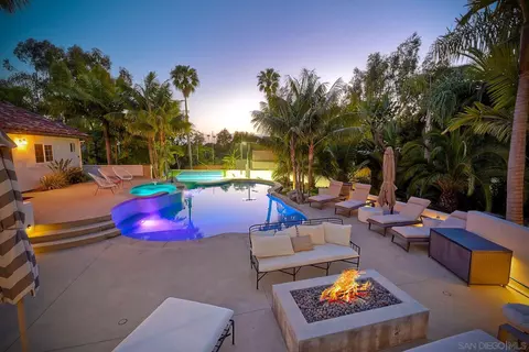 Exterior - 1408 Caudor St, Encinitas, CA 92024 photo 6 of 20