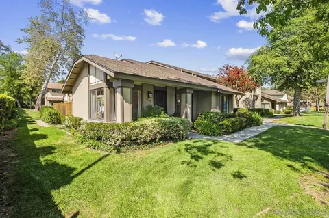 10105 Gayuba Ln, San Diego, CA 92124