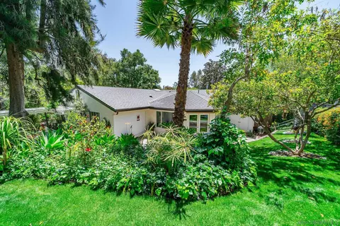 Exterior - 1836 Via Entrada, Fallbrook, CA 92028 photo 14 of 19