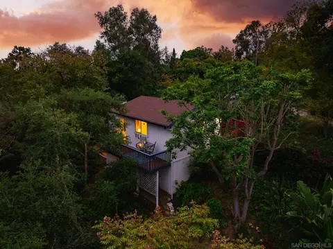 Exterior - 1836 Via Entrada, Fallbrook, CA 92028 photo 7 of 19