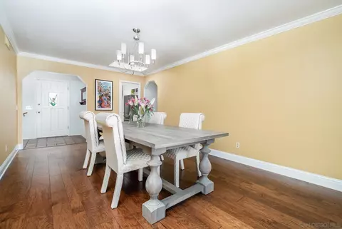 Dining - 1836 Via Entrada, Fallbrook, CA 92028 photo 1 of 2