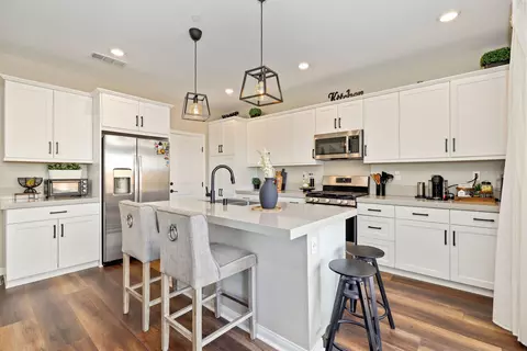 Kitchen - 1799 Whitmore Loop, Chula Vista, CA 91913 photo 1 of 4