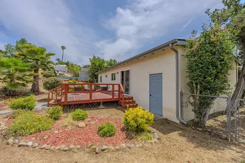 9269 Brookside Cir, Spring Valley, CA 91977 photo 20