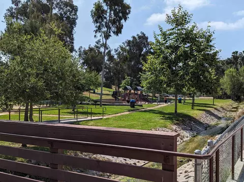 9269 Brookside Cir, Spring Valley, CA 91977 photo 28