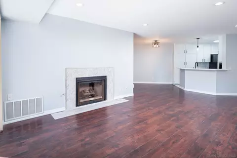 9755 Mesa Springs Way #131, San Diego, CA 92126