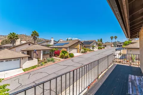 Exterior - 1963 Buckskin Gln, Escondido, CA 92027 photo 3 of 4