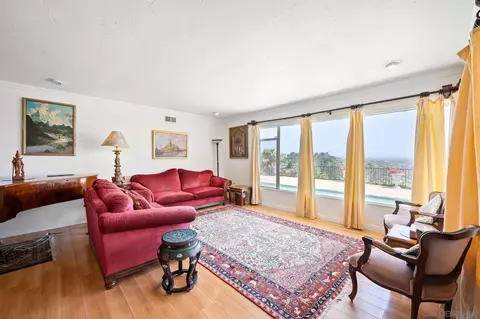 5903 Soledad Mountain Rd, La Jolla, CA 92037 photo 12