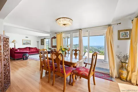 5903 Soledad Mountain Rd, La Jolla, CA 92037 photo 15