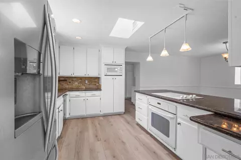 Kitchen - 1422 Hanson Ln, Ramona, CA 92065 photo 1 of 2