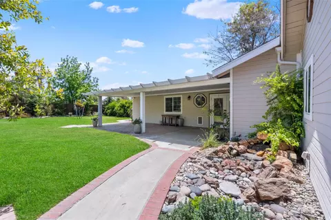 Exterior - 1422 Hanson Ln, Ramona, CA 92065 photo 4 of 17
