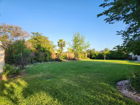 Exterior - 1422 Hanson Ln, Ramona, CA 92065 photo 3 of 17