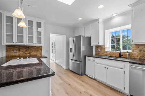Kitchen - 1422 Hanson Ln, Ramona, CA 92065 photo 2 of 2