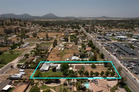 View/Area - 1422 Hanson Ln, Ramona, CA 92065 photo 11 of 14
