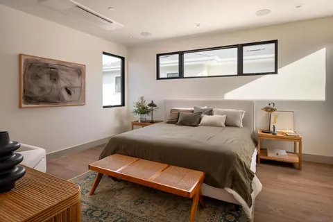 Bedroom - 247 La Mesa Ave, Encinitas, CA 92024 photo 1 of 3