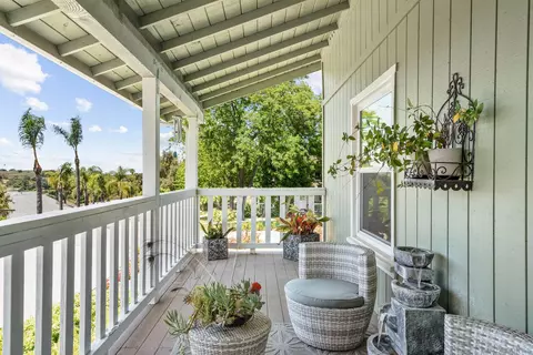 151 Via Floresta, Fallbrook, CA 92028