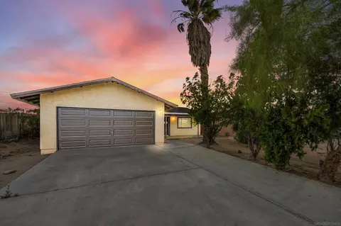 5354 Lupine Ave, Twentynine Palms, CA 92277